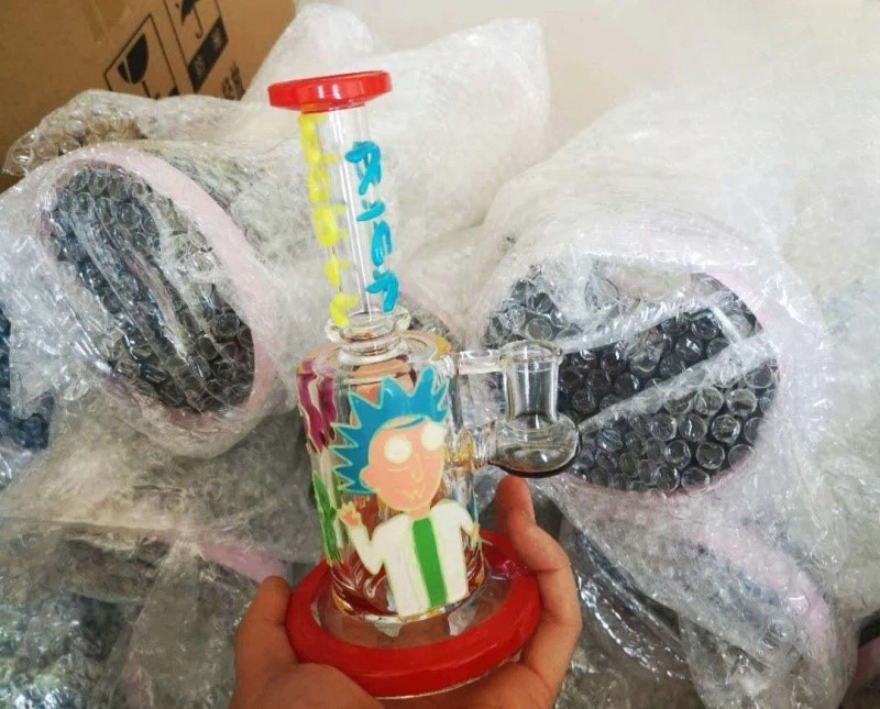 Sticker Glass Bongs Will Shipped To USA Sticker Glass Bongs Will Shipped To USA